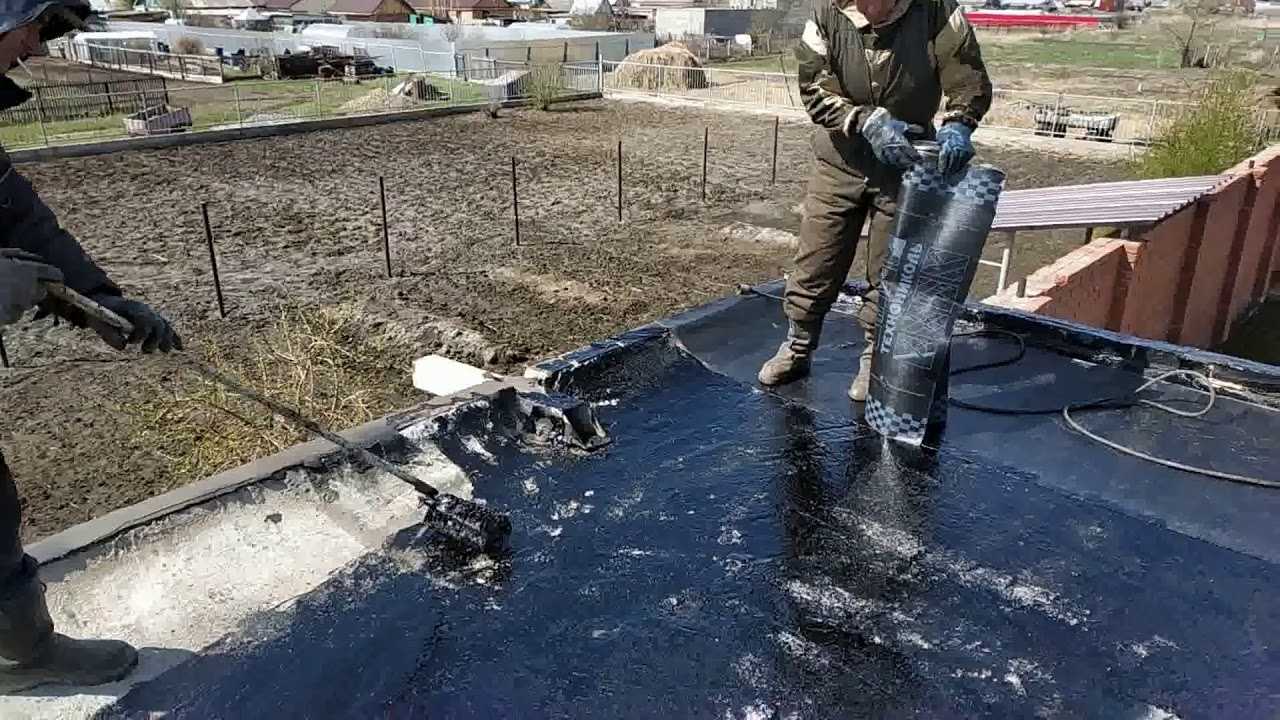 Укладка стеклоизола на крышу своими руками: холодным способом, на мастику, на рубероид, паяльной лампой